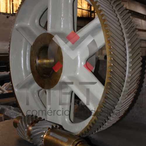 Pinhão e Engrenagem Helicoidal